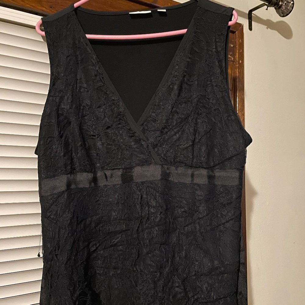 New York and Company Black Lace Sleeveless Top
